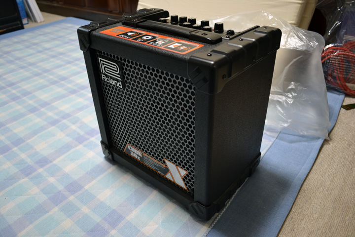 Roland Cube 20X 01 (2011-05-23 撮影)