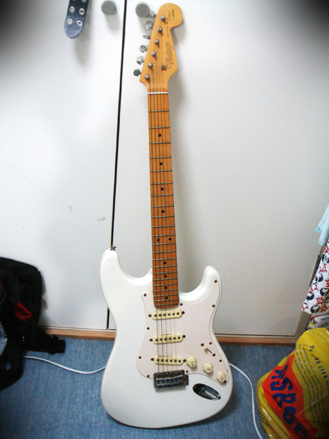 Vintage Stratocaster Model 01 (2009-09-09 撮影)